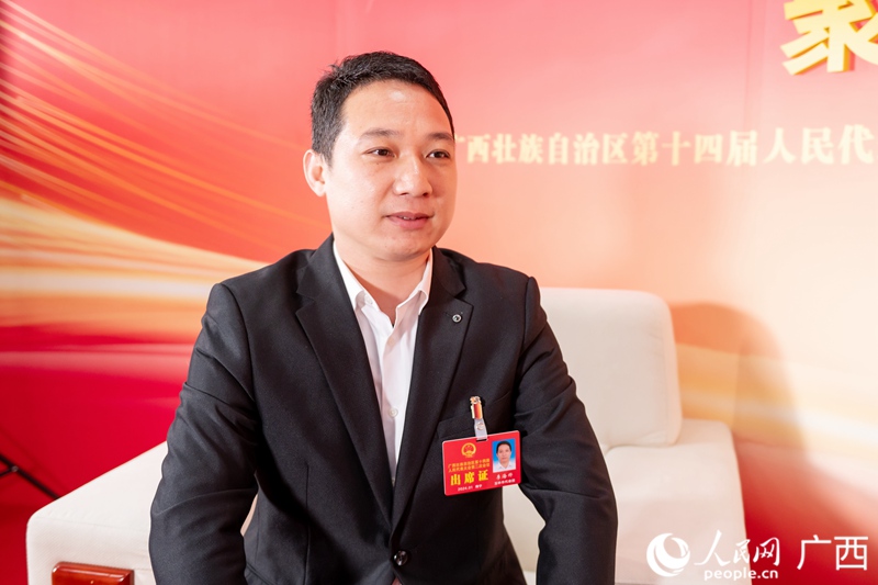 李海樺代表接受專訪。人民網(wǎng)記者 嚴立政攝