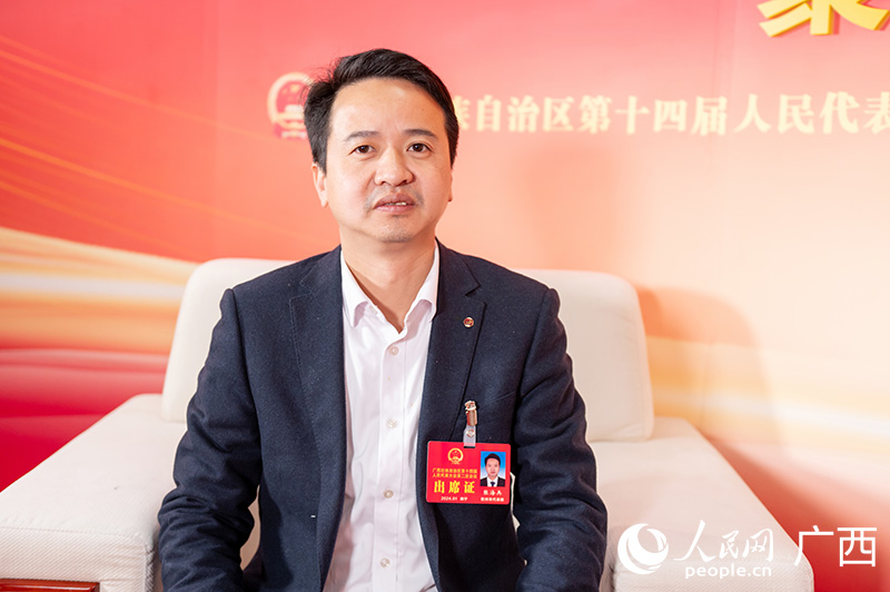 張海兵接受專訪。人民網(wǎng)記者 嚴(yán)立政攝