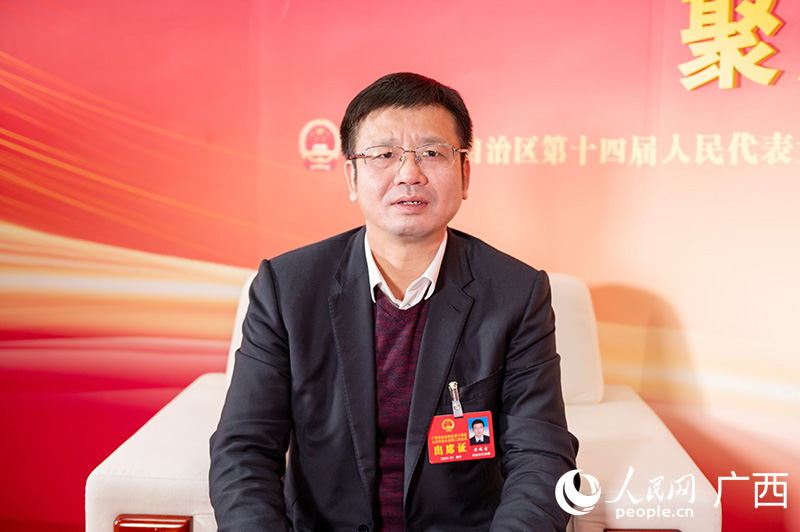 黃瑞吉接受專訪。人民網(wǎng)記者 嚴(yán)立政攝