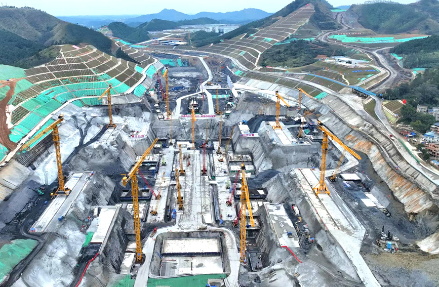 春節(jié)期間，平陸運河馬道樞紐建設(shè)現(xiàn)場。平陸運河集團(tuán)供圖