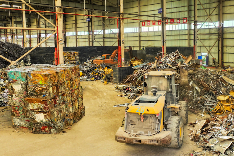 南寧廢鋼加工基地內(nèi)景。廣西供應鏈服務集團供圖