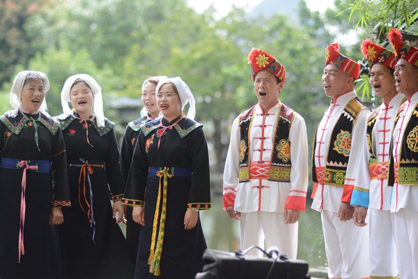 民歌對唱。大新縣委宣傳部供圖