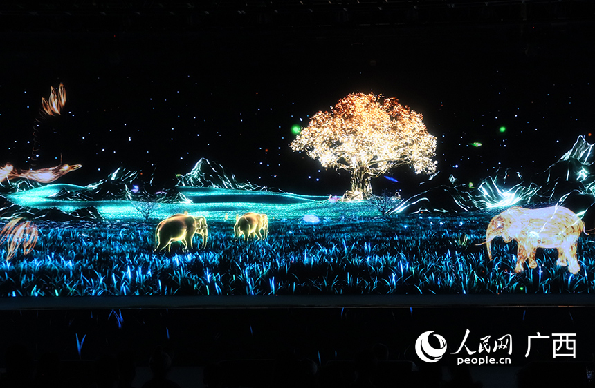 《萬物有靈》。人民網(wǎng) 付華周攝