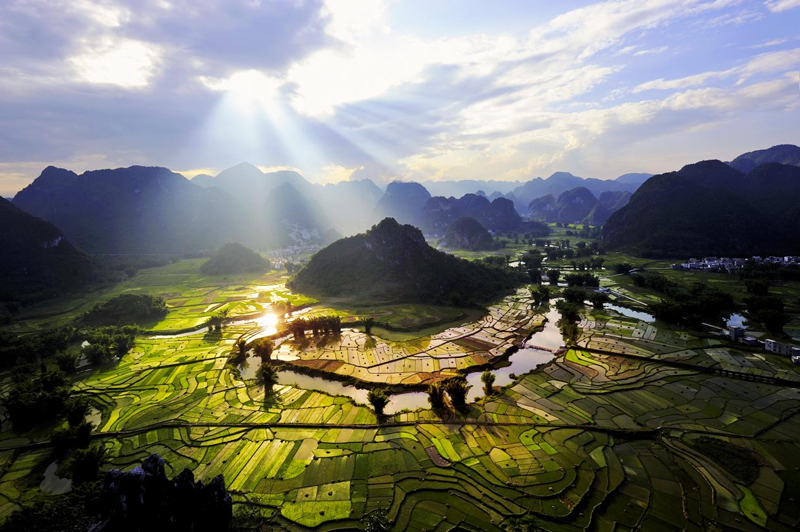 東蘭田園風(fēng)光。