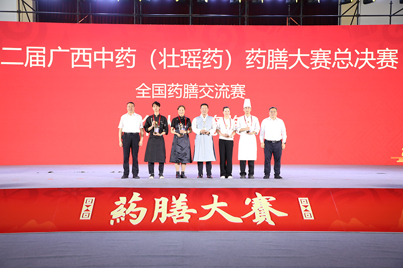 交流賽個(gè)人一等獎(jiǎng)。