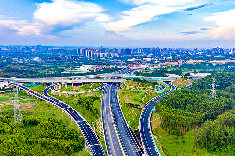 南寧沙井至吳圩高速公路。廣西新發(fā)展交通集團(tuán)供圖