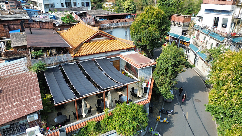 梧州冰泉豆?jié){館坐落在白云山腳下。何善權攝