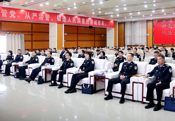 會(huì)議現(xiàn)場(chǎng)。凌源攝