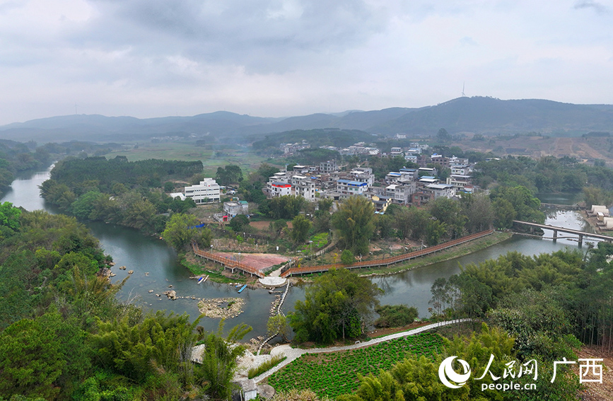 象州縣妙皇鄉(xiāng)思高村。人民網 付華周攝