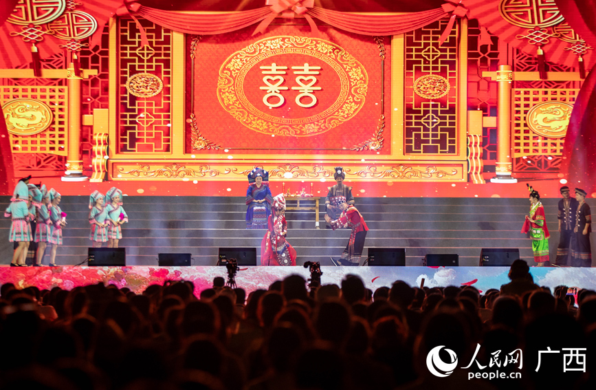 壯劇表演《拜堂》。