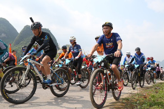 山地自行車賽現(xiàn)場(chǎng)