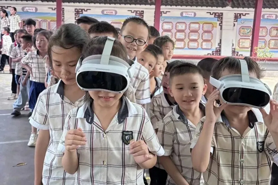 小朋友沉浸式VR體驗