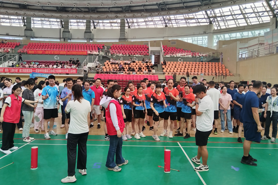 東興市職工運(yùn)動會開幕