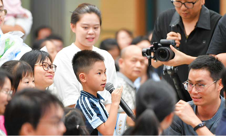 有獎問答環(huán)節(jié)，觀眾踴躍參與