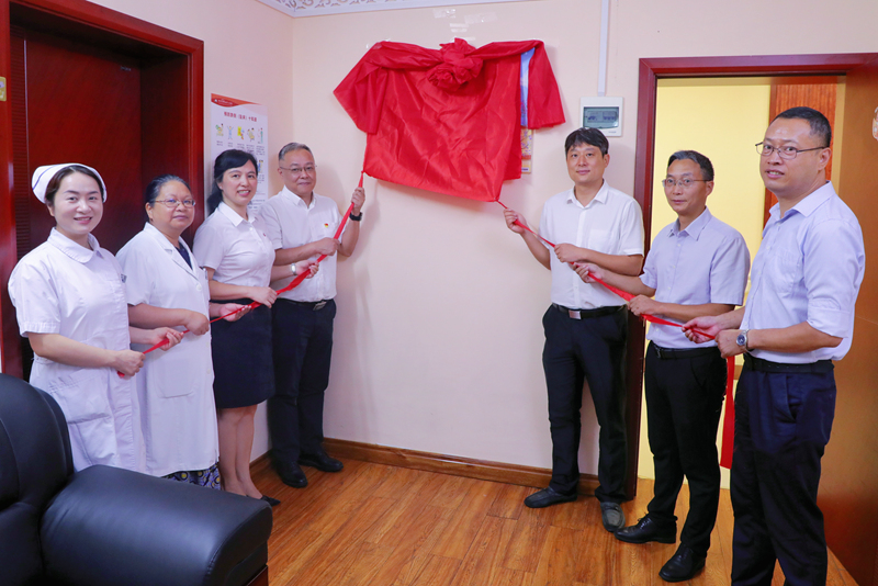 捐贈活動現(xiàn)場。柳鐵中心醫(yī)院供圖