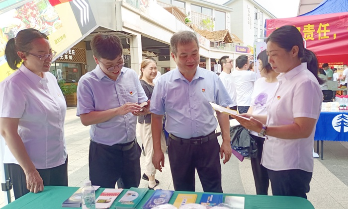 雙方就養(yǎng)老金融發(fā)展情況進(jìn)行交流。廖小玉攝