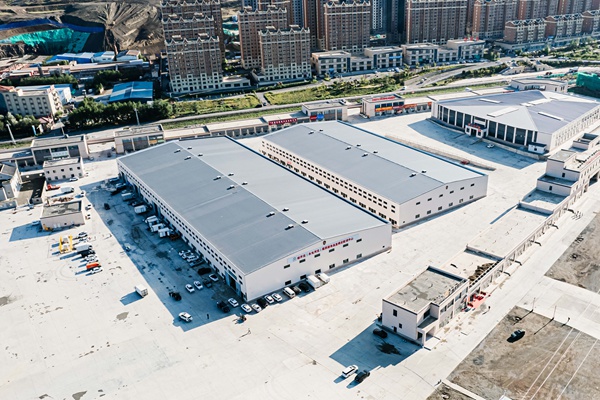 北投興農公司新疆中央集配中心暨疆桂特色產品展示館。廣西廣路集團供圖