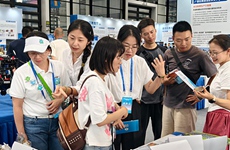 區(qū)調(diào)院科創(chuàng)研學(xué)團(tuán)隊(duì)首秀廣西科技成果展