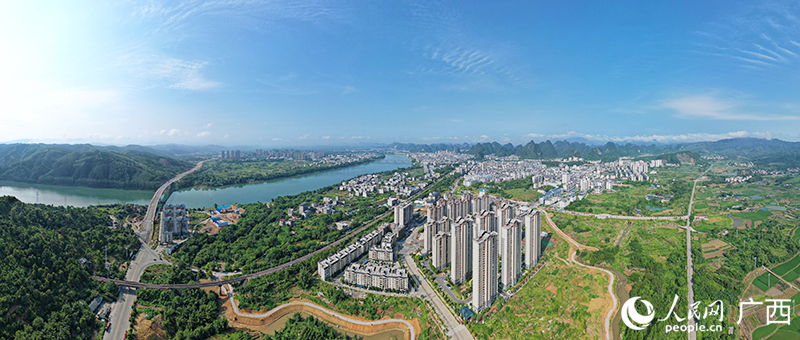 廣西融水苗族自治縣縣城風(fēng)景。人民網(wǎng) 梁章暉攝