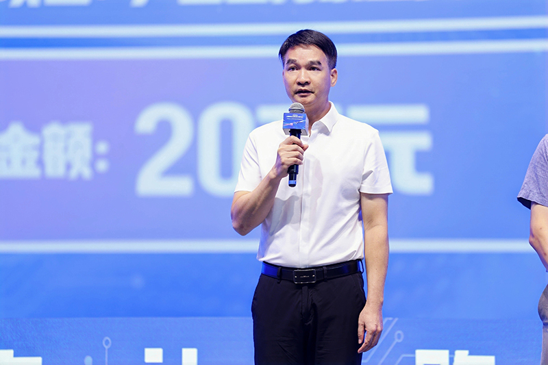 廣西商業(yè)學(xué)?！鞍l(fā)榜”。主辦方供圖