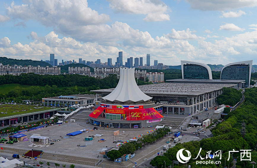 廣西南寧國際會展中心。人民網(wǎng) 梁章暉攝