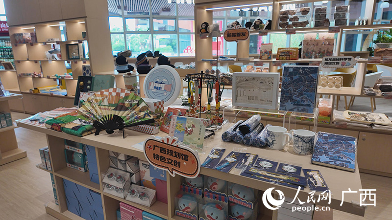 文化創(chuàng)意展示。人民網(wǎng) 雷琦竣攝