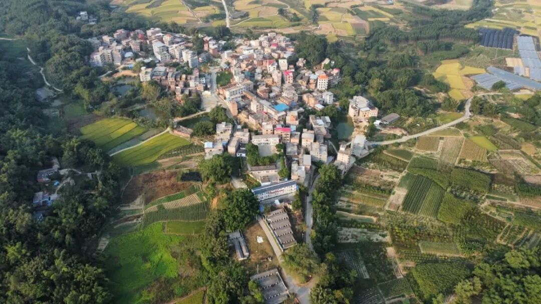 環(huán)境優(yōu)美的那筆村