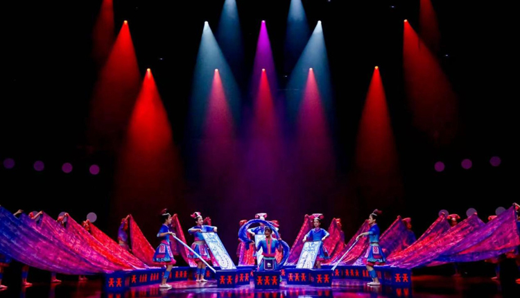 廣西原創(chuàng)民族舞蹈《錦上添花》斬獲全國(guó)殘疾人藝術(shù)匯演一類節(jié)目