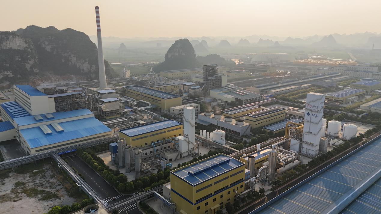 南國銅業(yè)全景航拍。韋雪花攝