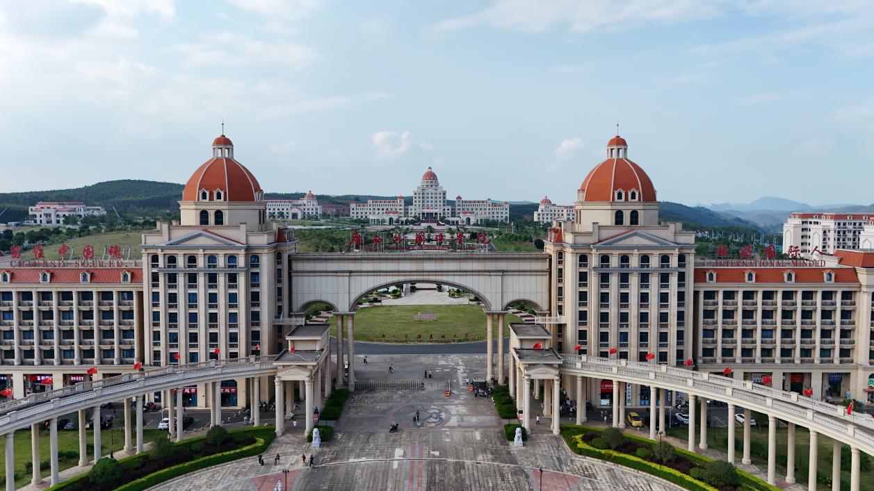 廣西外國語學(xué)院空港校區(qū)。鐘金良攝