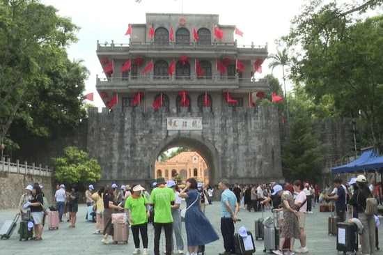 友誼關景區(qū)。憑祥市委宣傳部供圖