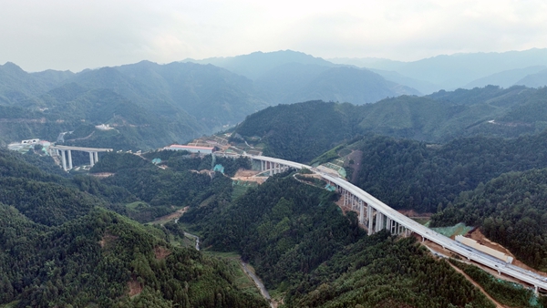 項目主線航拍圖。