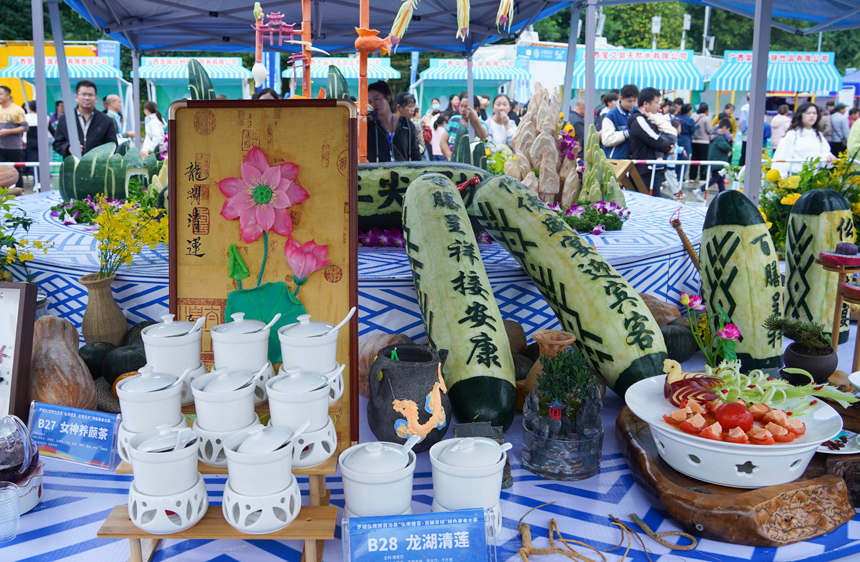 仫佬藥膳。羅城縣融媒體中心供圖