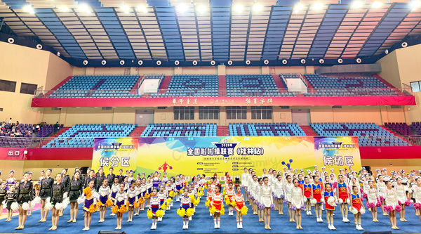 開幕式現(xiàn)場。區(qū)峻攝