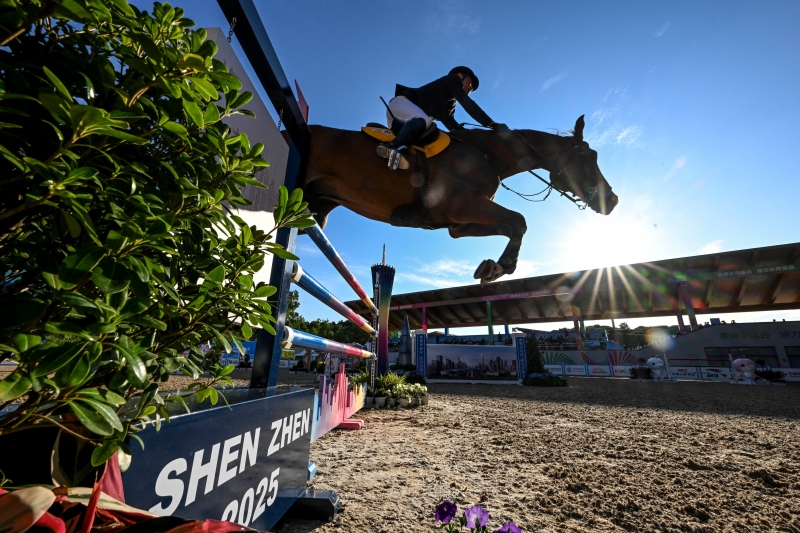 廣西隊(duì)選手達(dá)布西力特在比賽中。主辦方供圖