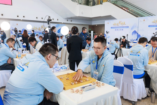 總決賽選手賽場(chǎng)比拼。廣西體彩供圖