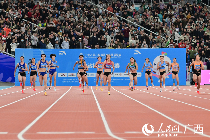 比賽現(xiàn)場。人民網 雷琦竣攝