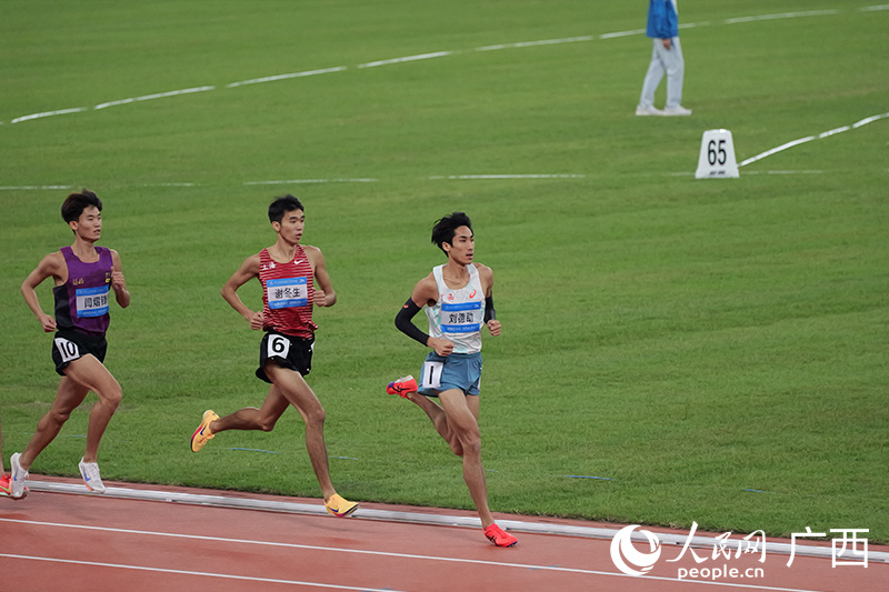 比賽現(xiàn)場。人民網(wǎng) 梁章暉攝