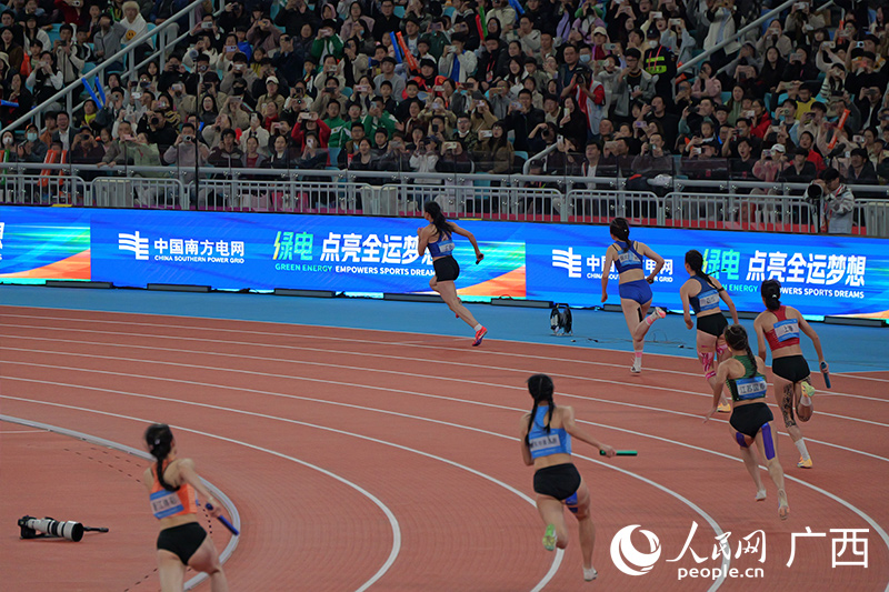 比賽現(xiàn)場。人民網 梁章暉攝