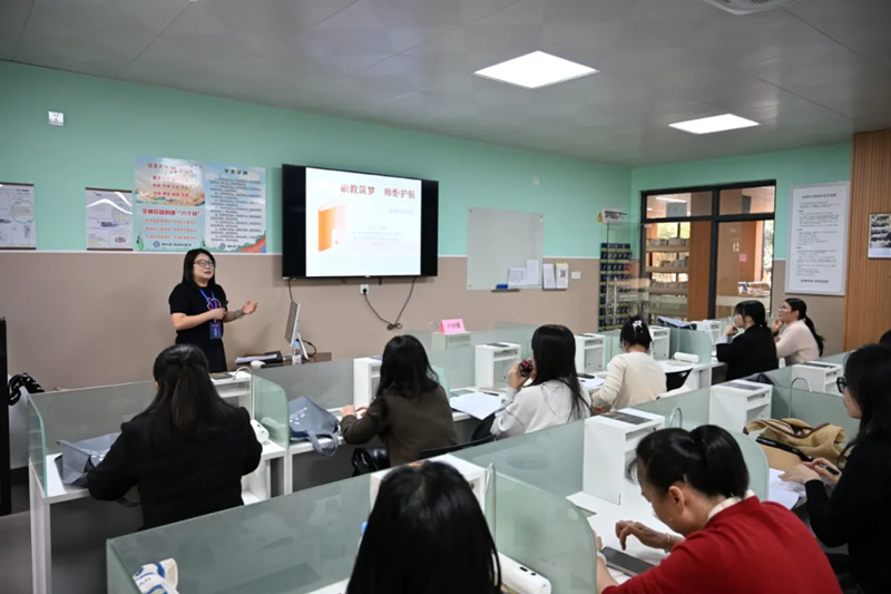 活動(dòng)現(xiàn)場(chǎng)。柳州二職校供圖