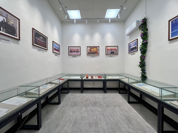 楊武杰勞模和工匠人才創(chuàng)新工作室匠心記憶廳。新發(fā)展交通集團(tuán)靈山運(yùn)營分公司供圖