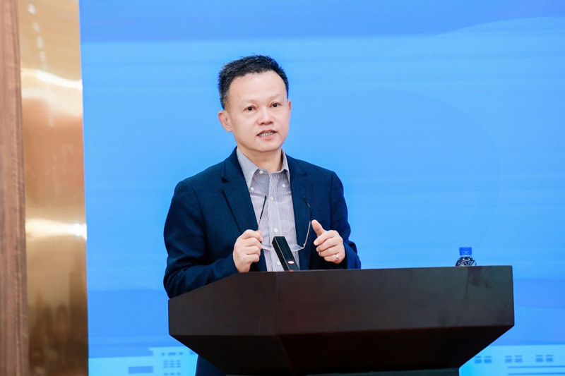 岳順民致辭。學(xué)校供圖