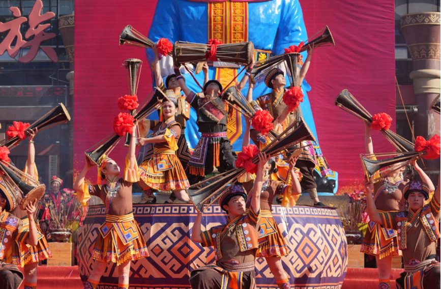 舞蹈表演《黃泥鼓韻》。陳燕攝