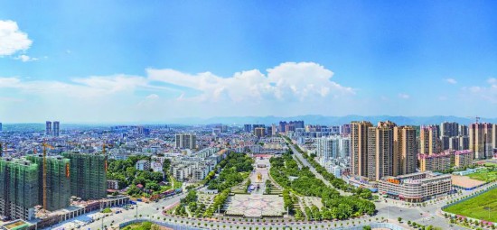 田東新貌。周金鵬攝